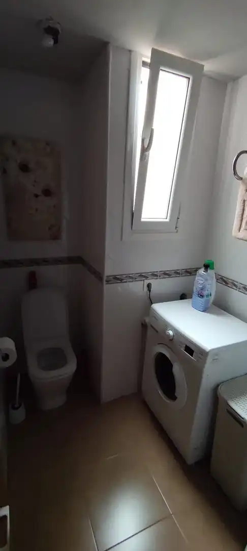 Baño de Piso de alquiler en Roquetas de Mar con Aire acondicionado, Calefacción y Terraza