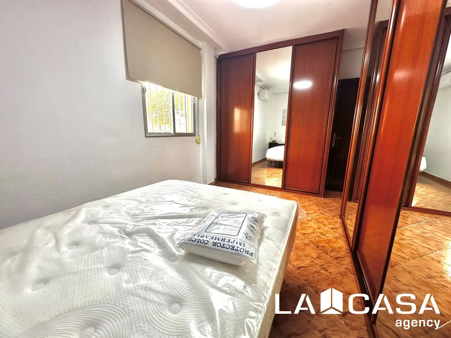Schlafzimmer von Wohnung zur Miete in Dos Hermanas mit Terrasse