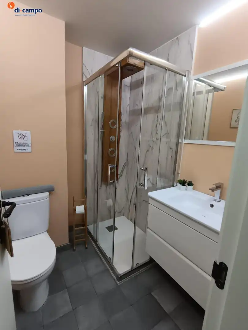 Bathroom of Flat for sale in Valladolid  with Air Conditioner, Heating and Furnished