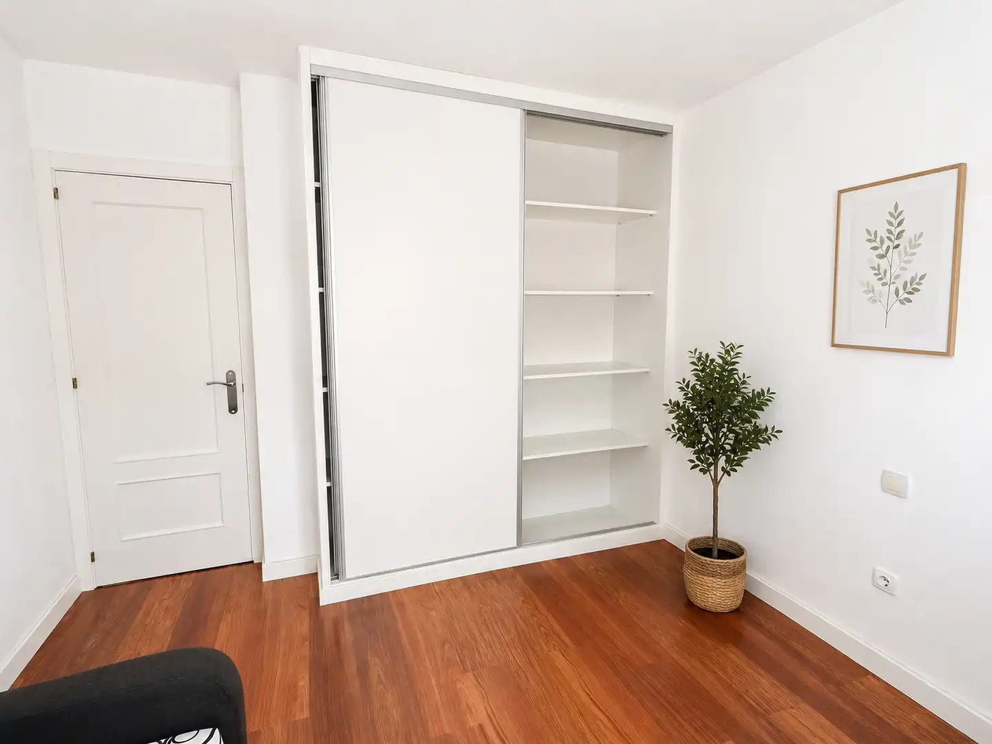 Bedroom of Detached homes for sale in Azuqueca de Henares  with Heating, Parquet flooring and Swimming Pool