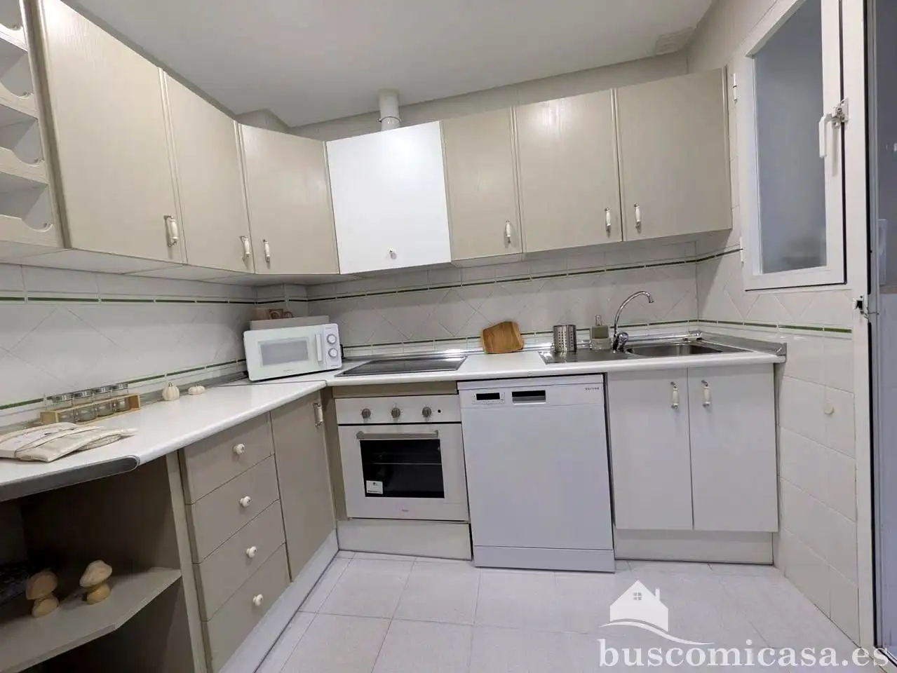 Cocina de Planta baja de alquiler en Linares con Aire acondicionado y Amueblado