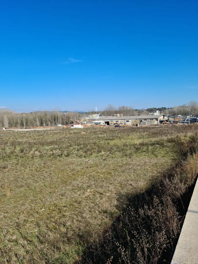 Terreno industrial en venta en Santa Coloma de Farners