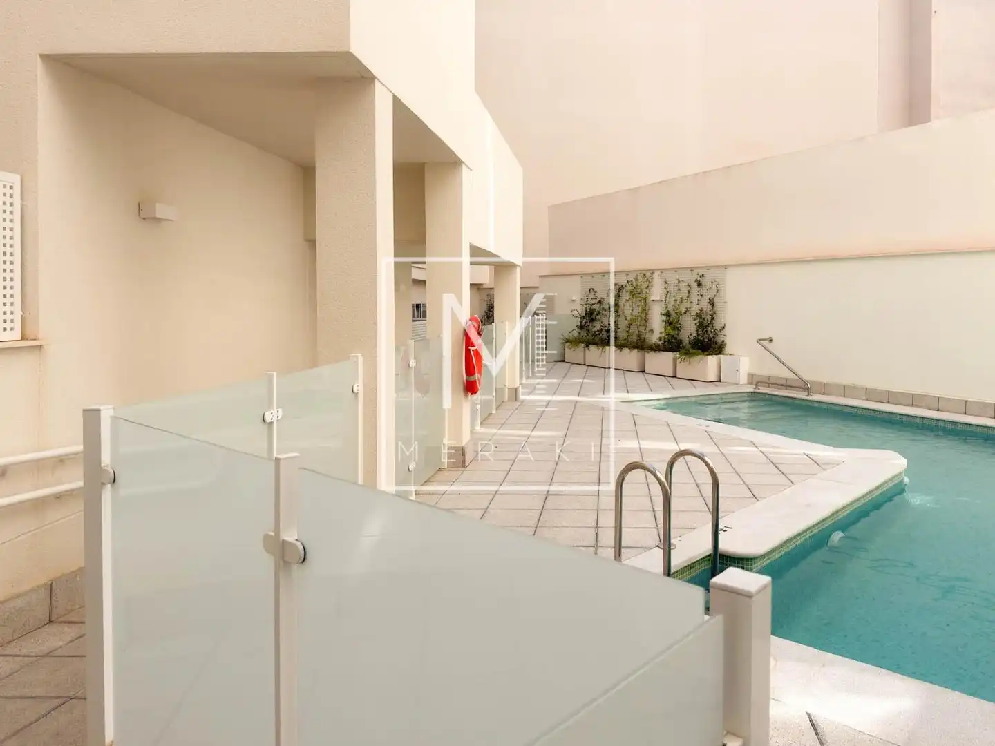 Piscina de Estudio de alquiler en Albacete con Calefacción, Amueblado y Balcón