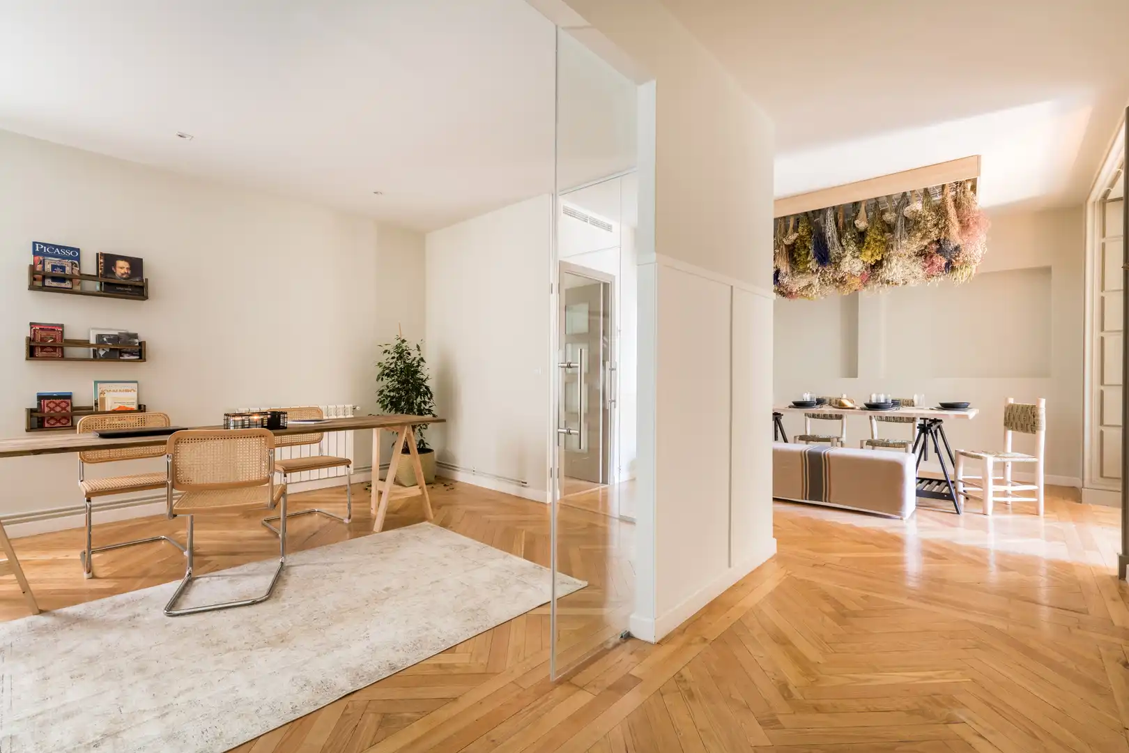 Sala d'estar de Apartament de lloguer en Madrid amb Aire condicionat, Calefacció i Moblat