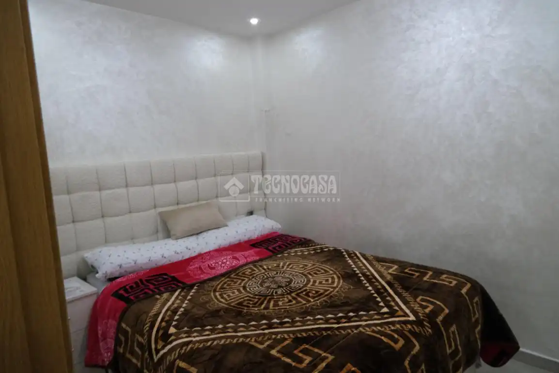 Habitación de Casa adosada en venta en Sevilla con Alarma