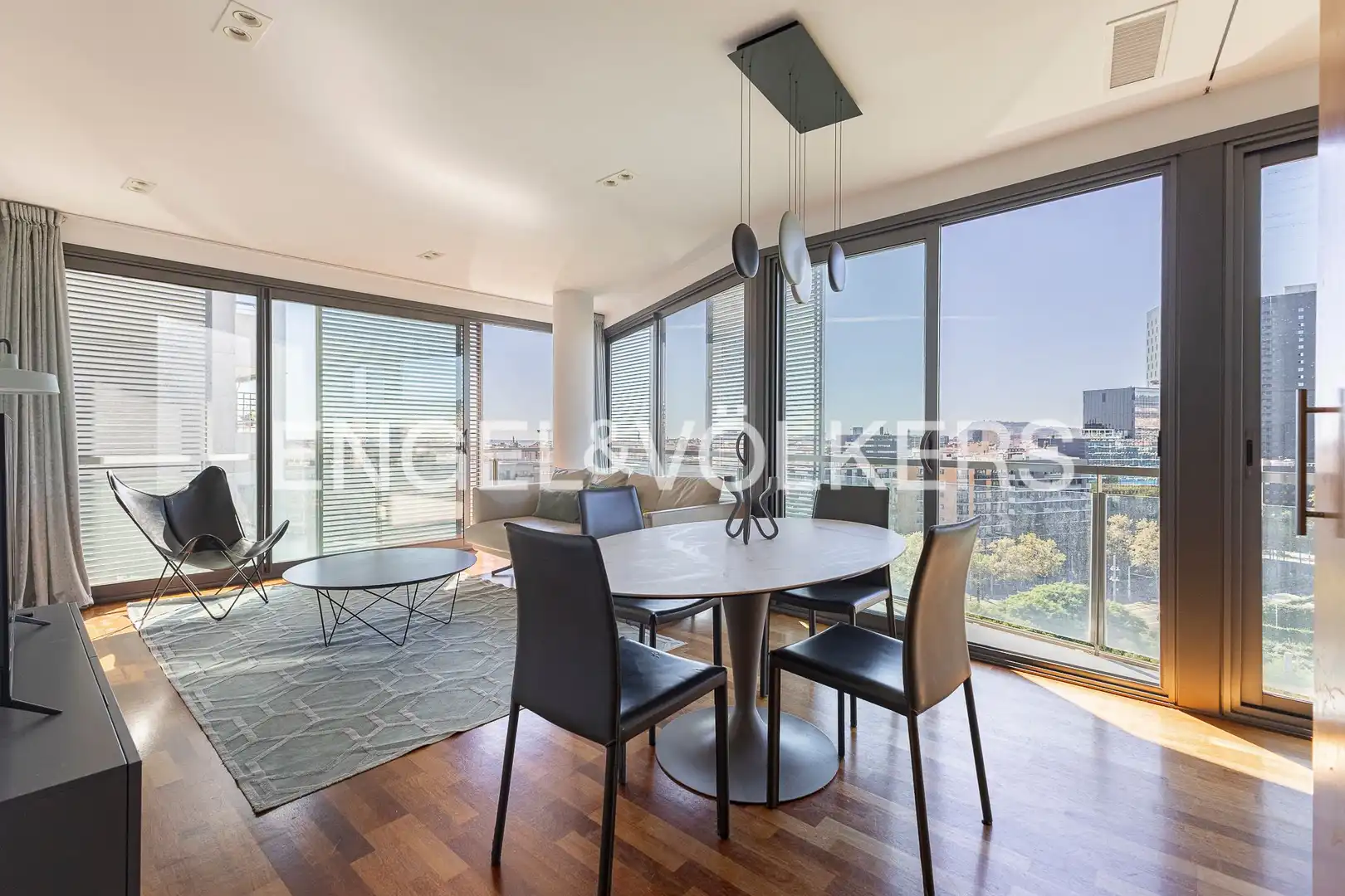 Flat with terrace for sale in Sant Martí, imagen 2