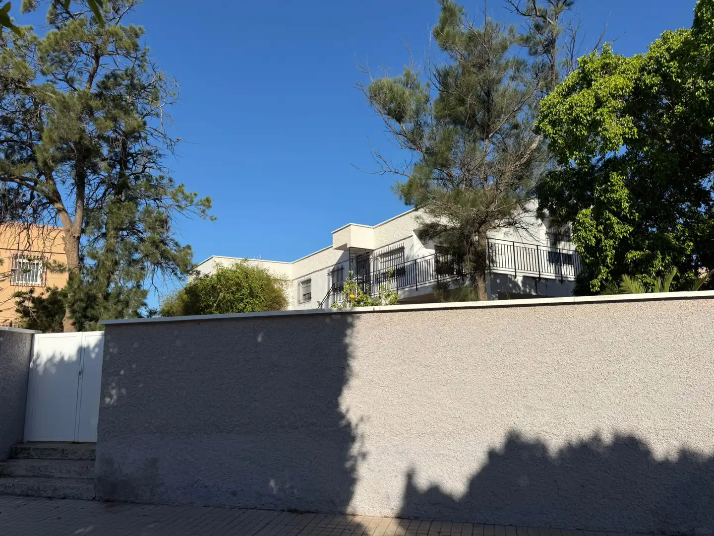 Vista exterior de Casa o xalet en venda en El Ejido amb Terrassa, Traster i Balcó