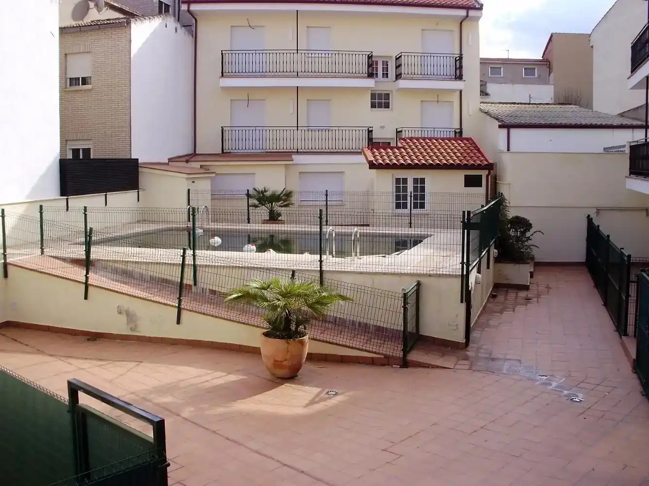 Swimming pool of Apartments for sale in Valdilecha, Madrid