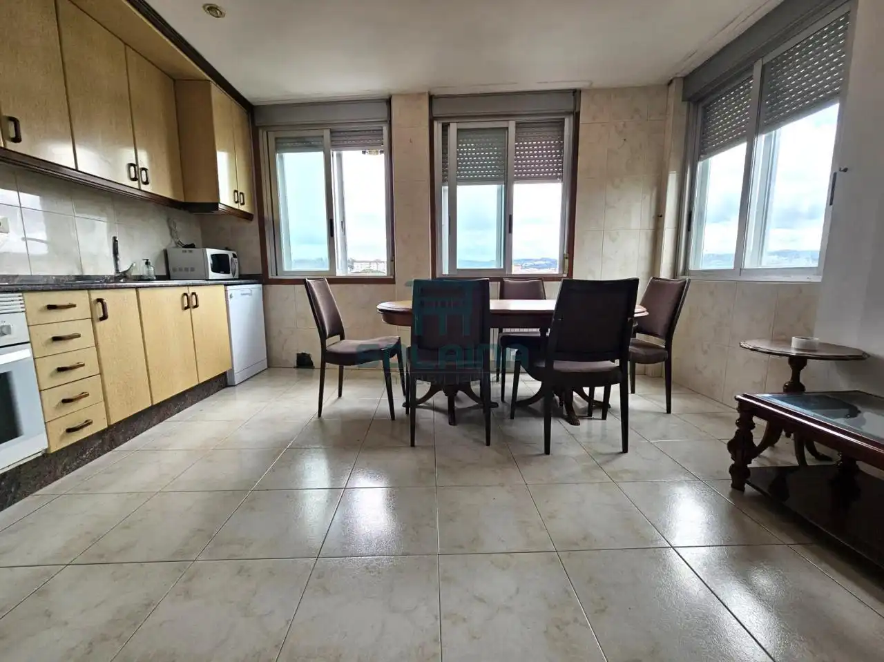 Cocina de Piso en venta en Ourense Capital  con Calefacción, Parquet y Trastero
