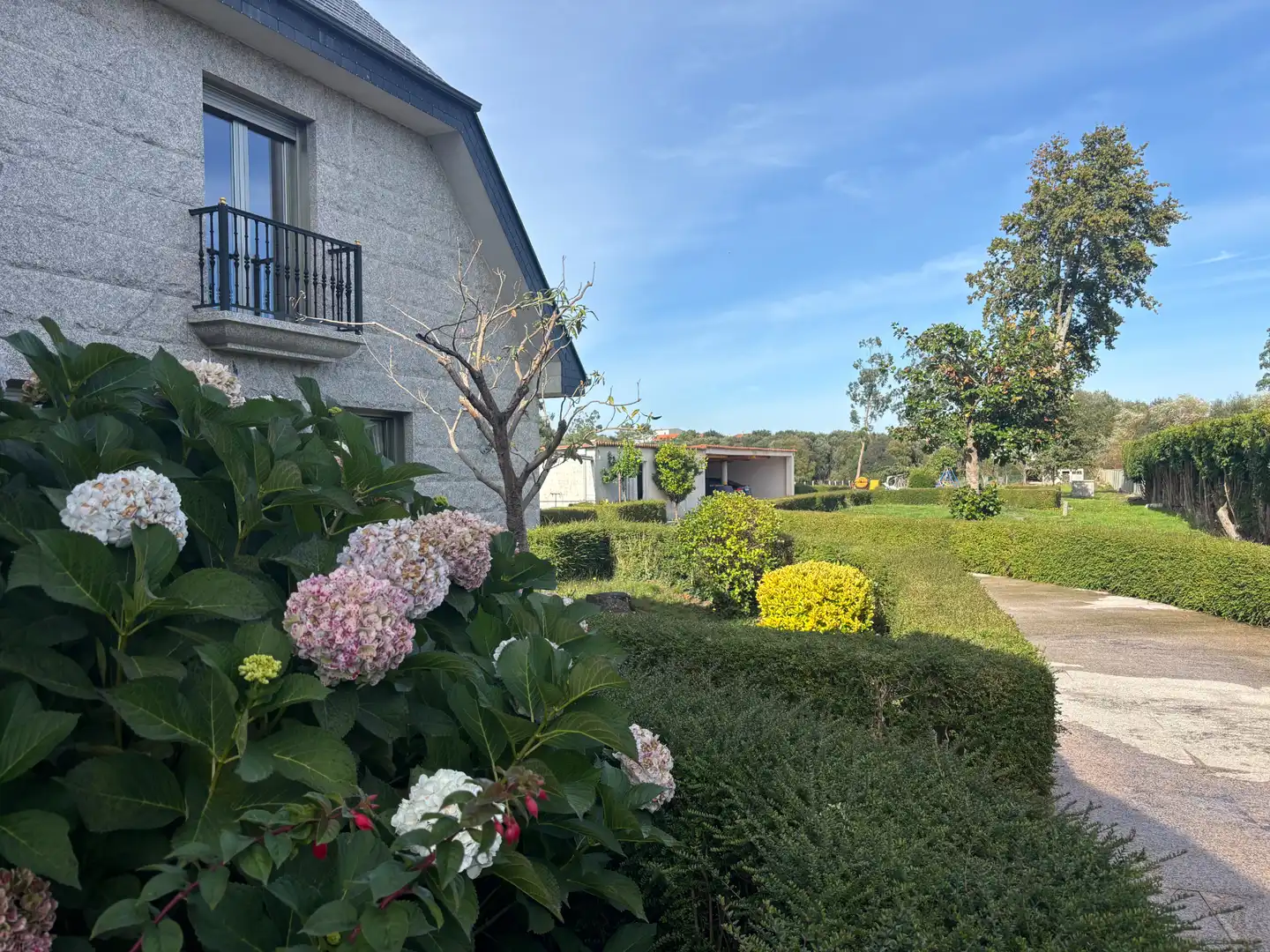 Jardín de Casa o chalet en venta en Santiago de Compostela  con Calefacción, Jardín privado y Parquet