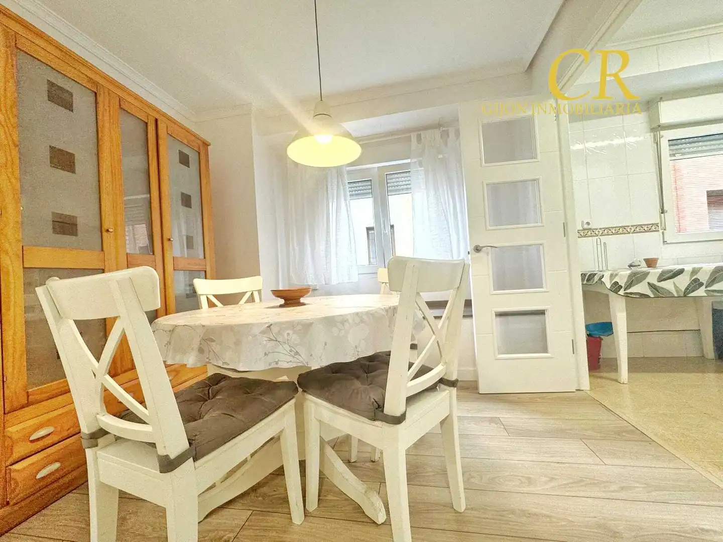 Comedor de Piso de alquiler en Gijón  con Amueblado