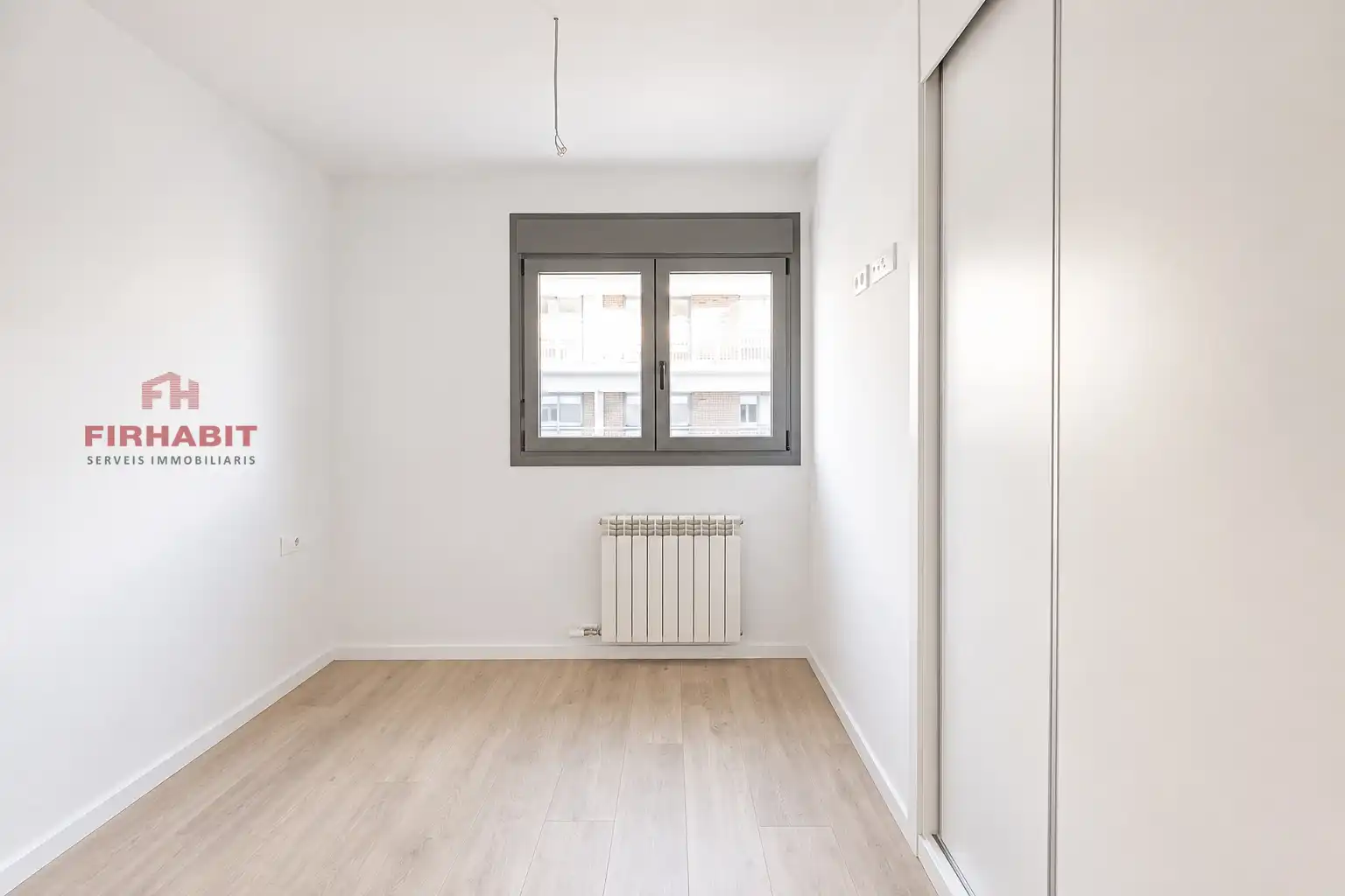 Bedroom of Flat for rent in Mataró  with Air Conditioner, Heating and Parquet flooring