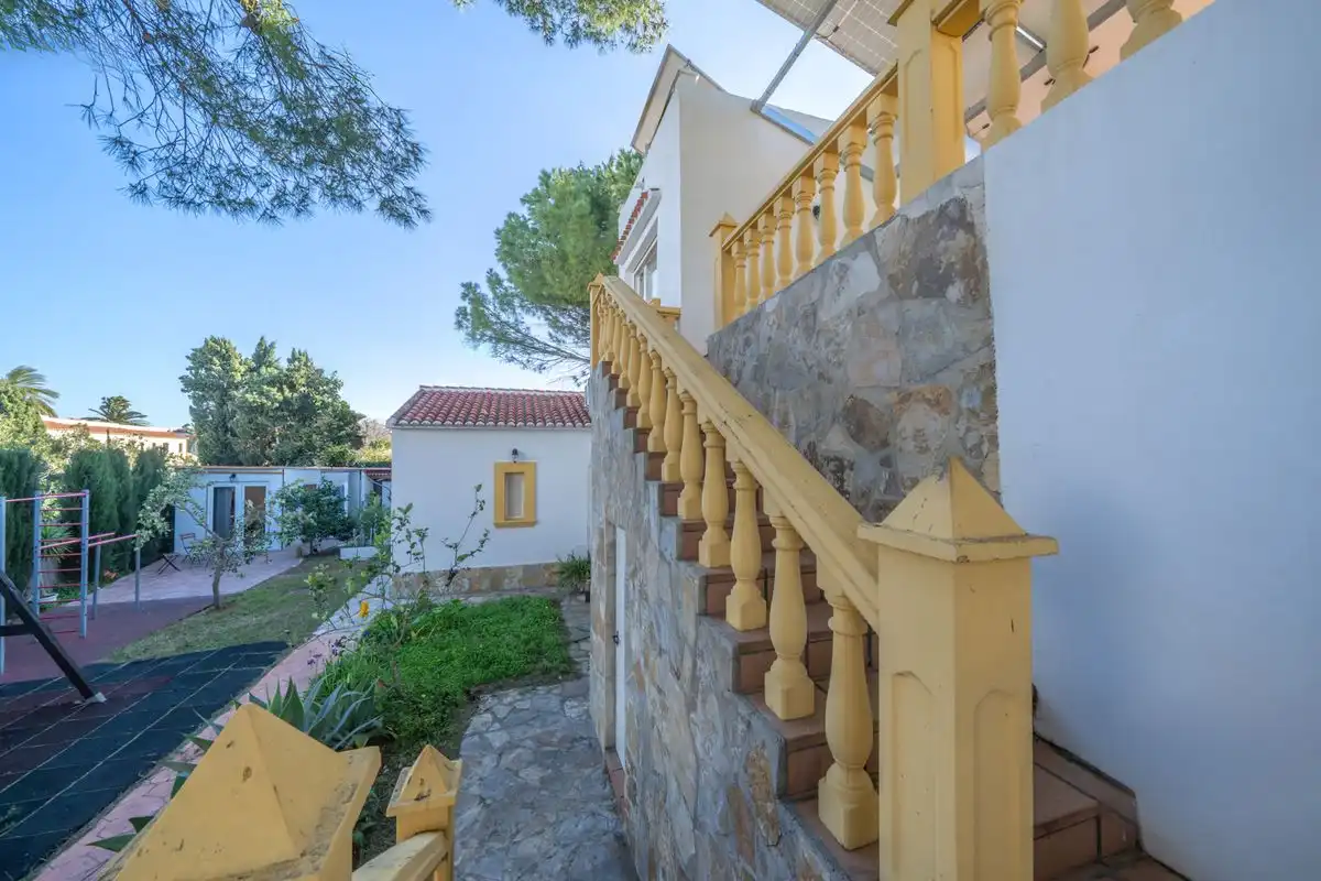 Casa o xalet en venda a Carr. de les Marines a Dénia, Les Bassetes - El Marjal