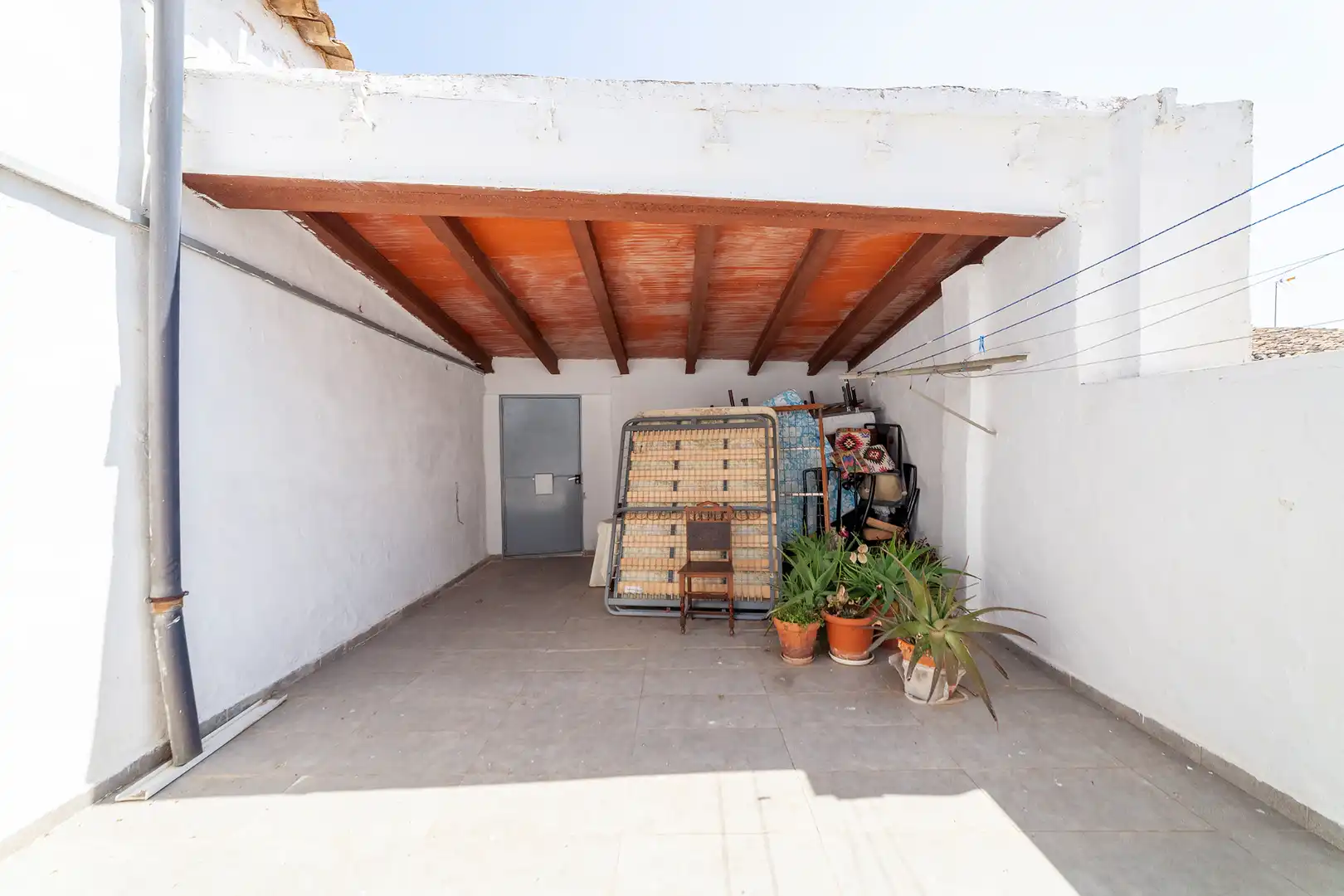 Casa o xalet en venda en Venta del Moro amb Terrassa, Moblat i Rentadora