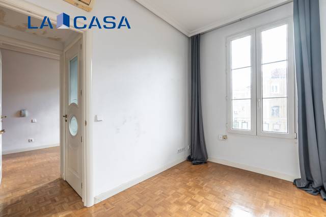 Piso en Venta en Calle GUILLERMO DE OSMA en Chopera