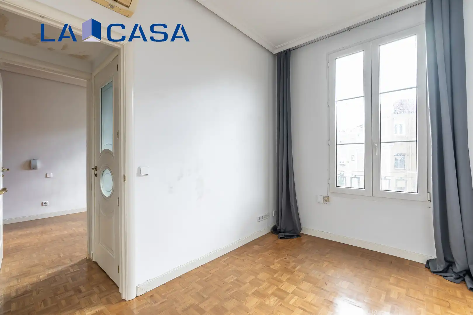 Bedroom of Flat for sale in  Madrid Capital  with Heating