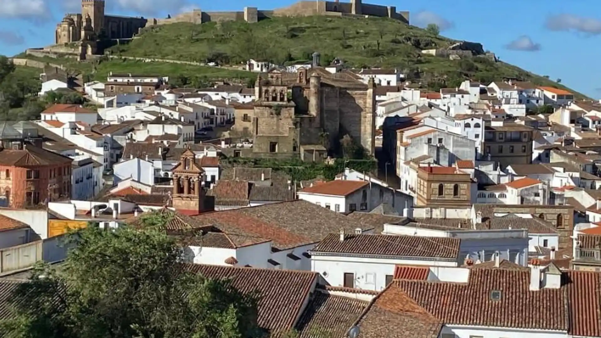 Vista exterior de Piso en venta en Aracena con Aire acondicionado, Calefacción y Terraza