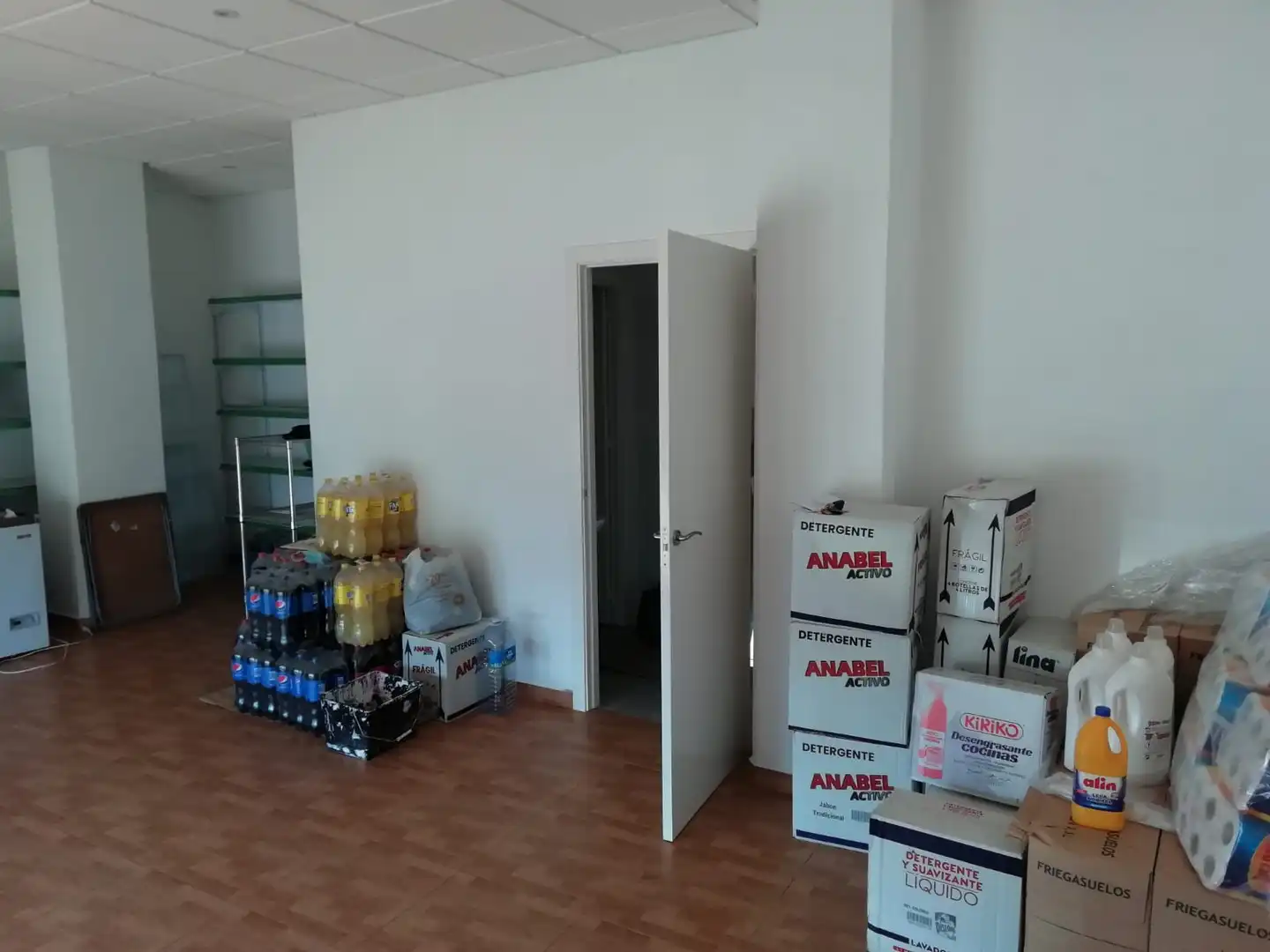 Local commercial à vendre à Carrer Riu Llobregat, imagen 4