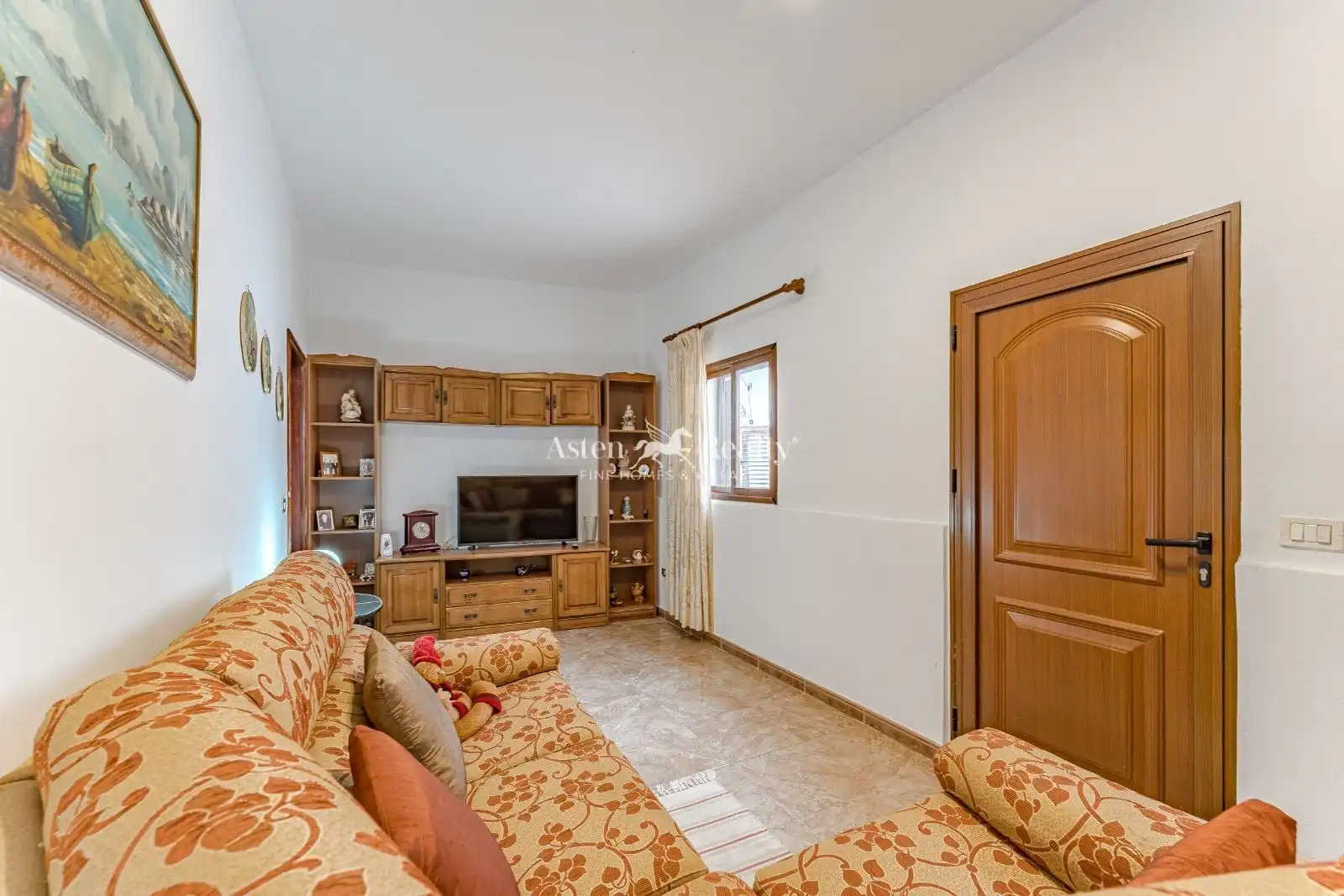 Sala d'estar de Casa o xalet en venda en Granadilla de Abona amb Jardí privat, Terrassa i Traster