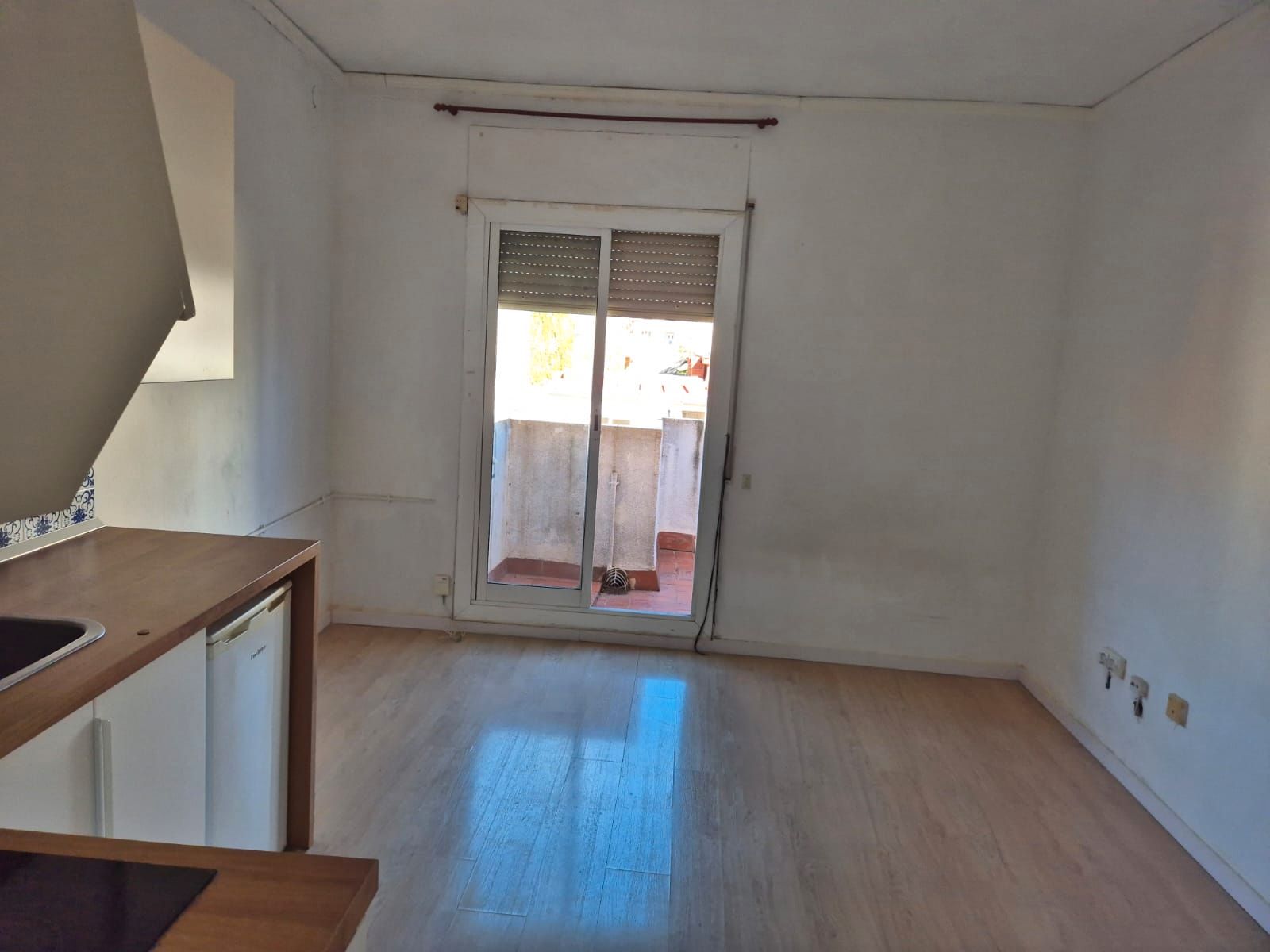 Dormitori de Estudi en venda en  Barcelona Capital amb Calefacció, Parquet i Terrassa