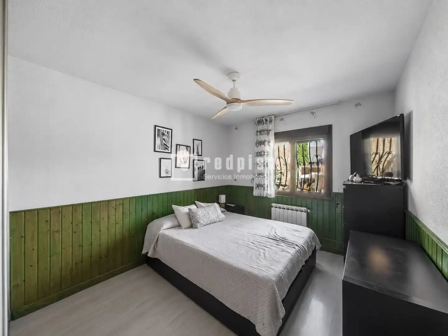 Habitación de Casa o chalet en venta en Rivas-Vaciamadrid con Aire acondicionado, Calefacción y Piscina