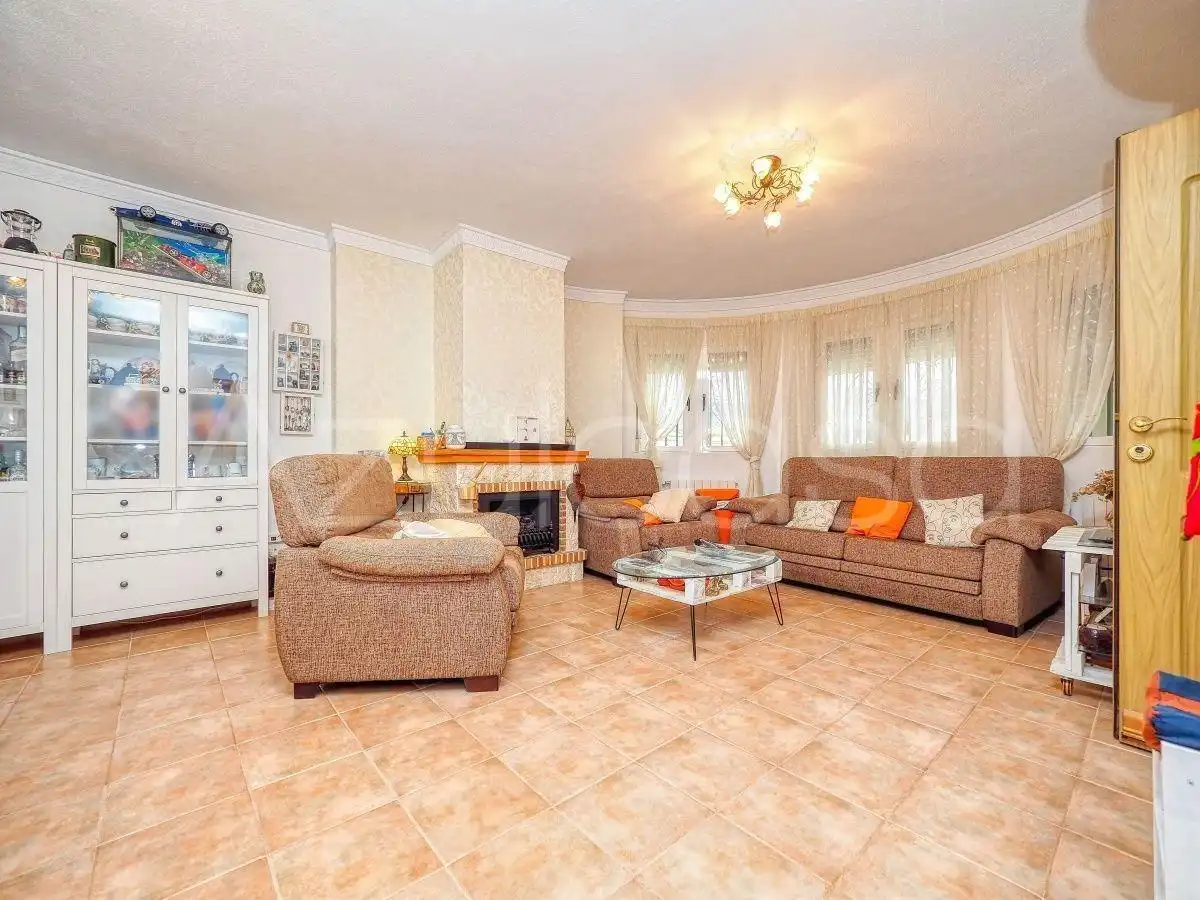 Sala de estar de Casa o chalet en venta en Castalla con Jardín privado, Terraza y Trastero