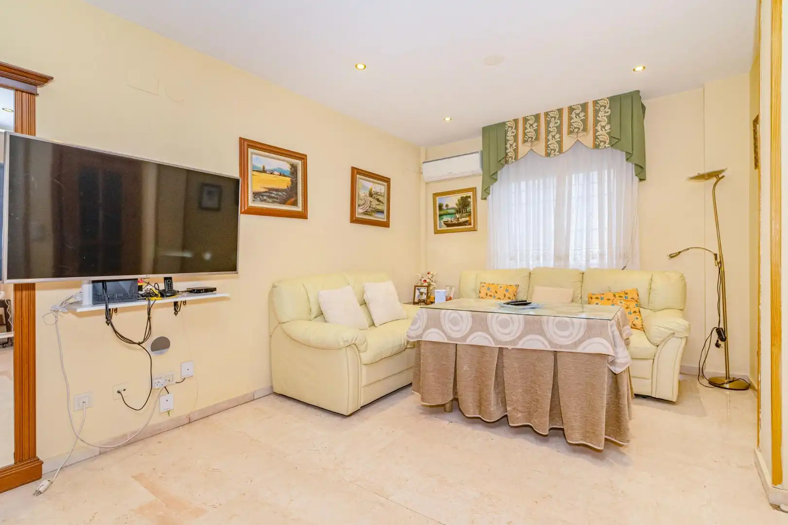 Casa pareada en venta en Calle BUERO VALLEJO 4, imagen 4