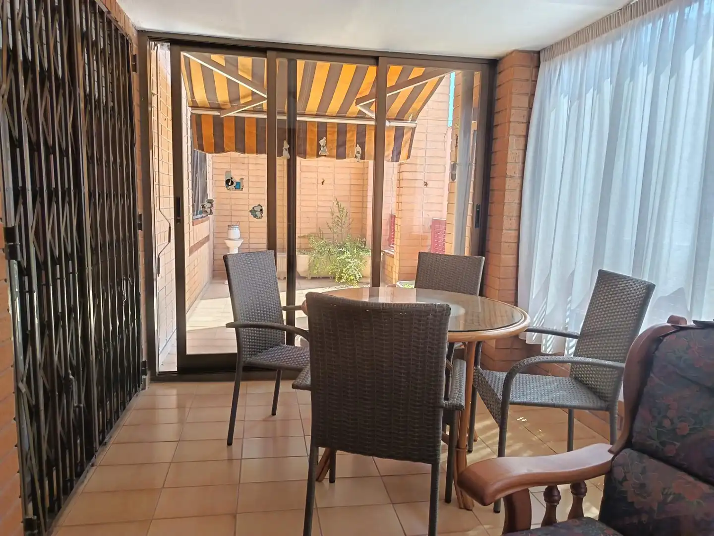 Terrasse von Wohnung zur Miete in Alicante / Alacant mit Klimaanlage, Terrasse und Möbliert