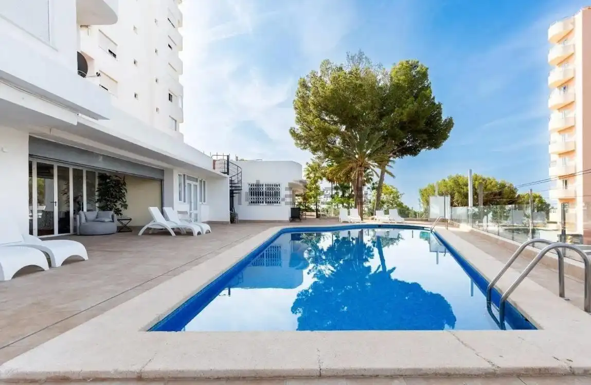 Piscina de Planta baja en venta en  Palma de Mallorca con Piscina comunitaria