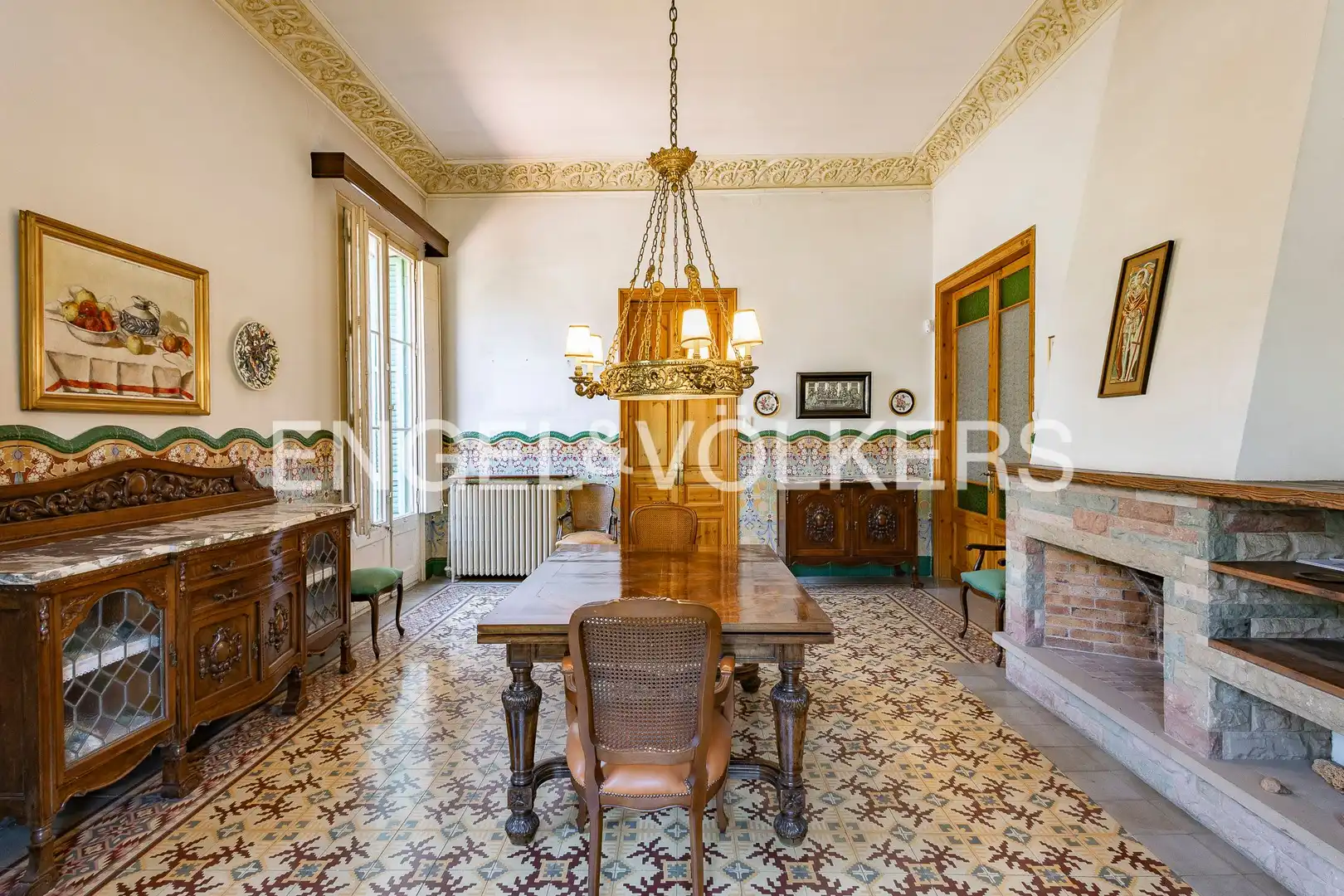 Comedor de Casa o chalet en venta en Sant Boi de Llobregat con Aire acondicionado, Calefacción y Jardín privado