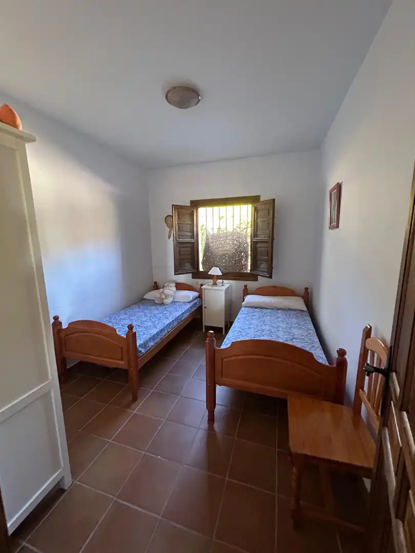 Dormitori de Finca rústica en venda en Macharaviaya amb Terrassa, Traster i Piscina