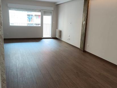 Living room of Flat for sale in  Zaragoza Capital  with Balcony