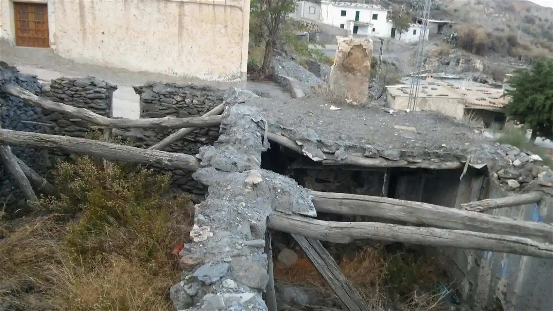 Exterior view of Land for sale in Alcóntar