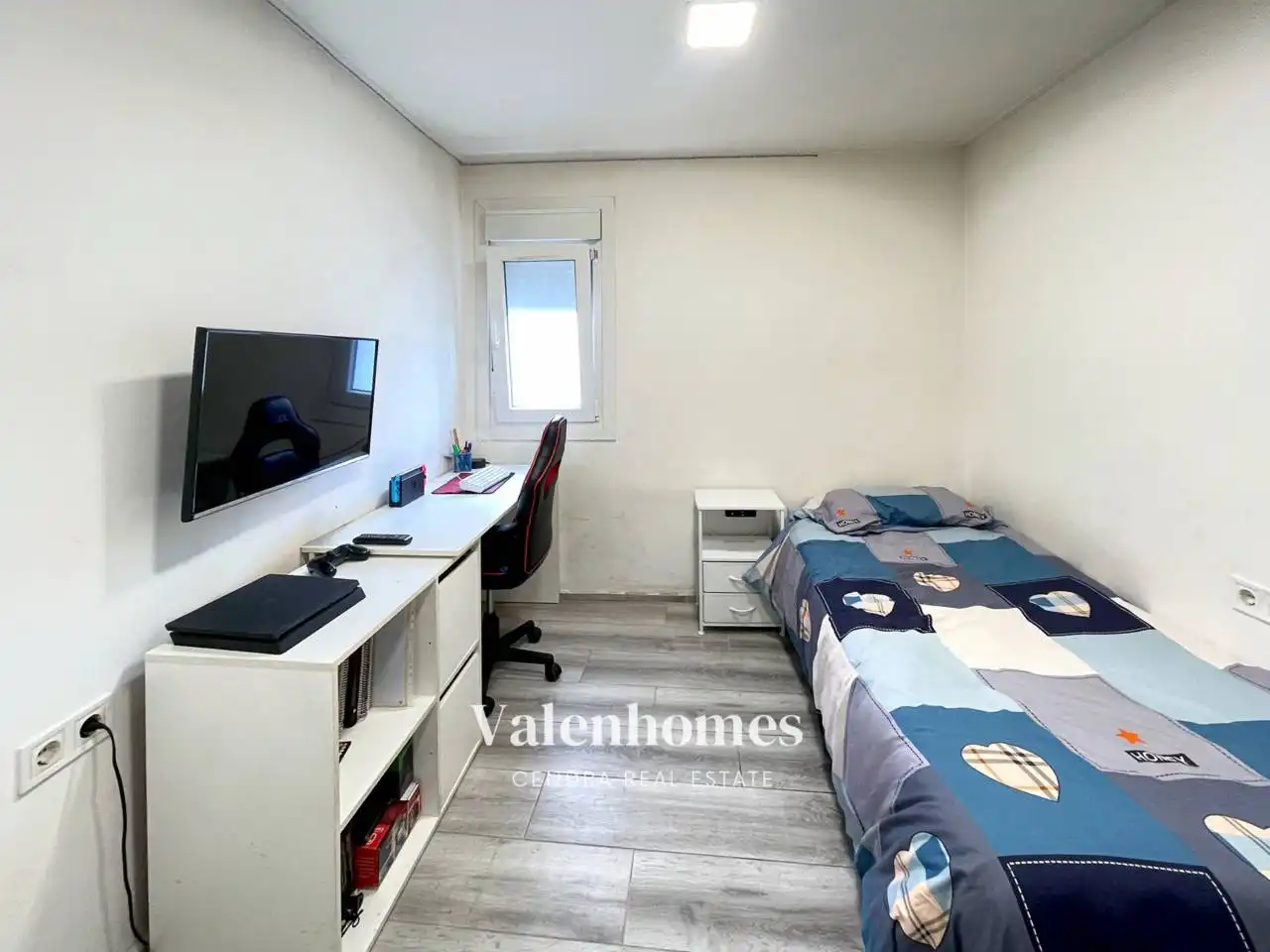 Bedroom of Houses for sale in Lliçà d'Amunt  with Air Conditioner, Private garden and Furnished