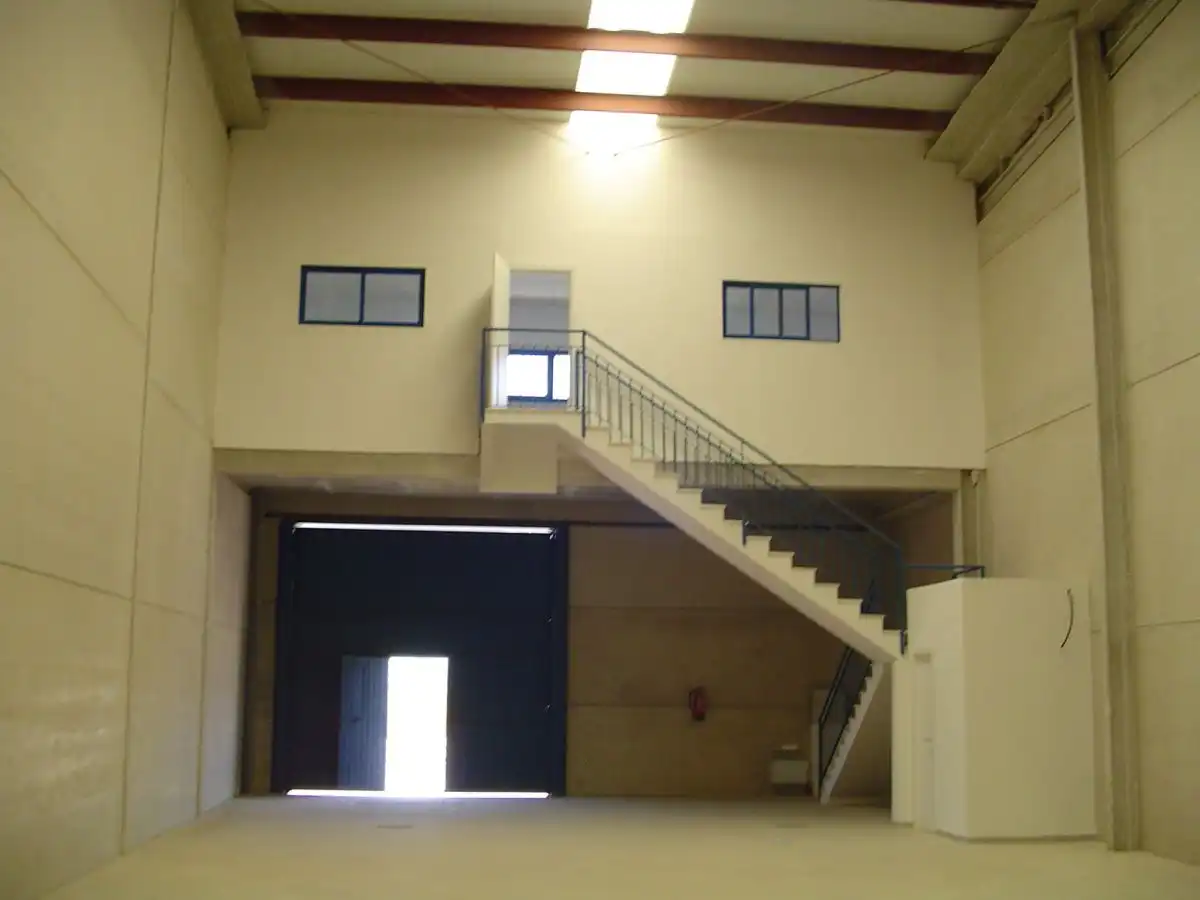Industriegebäude zur Miete in La Paz