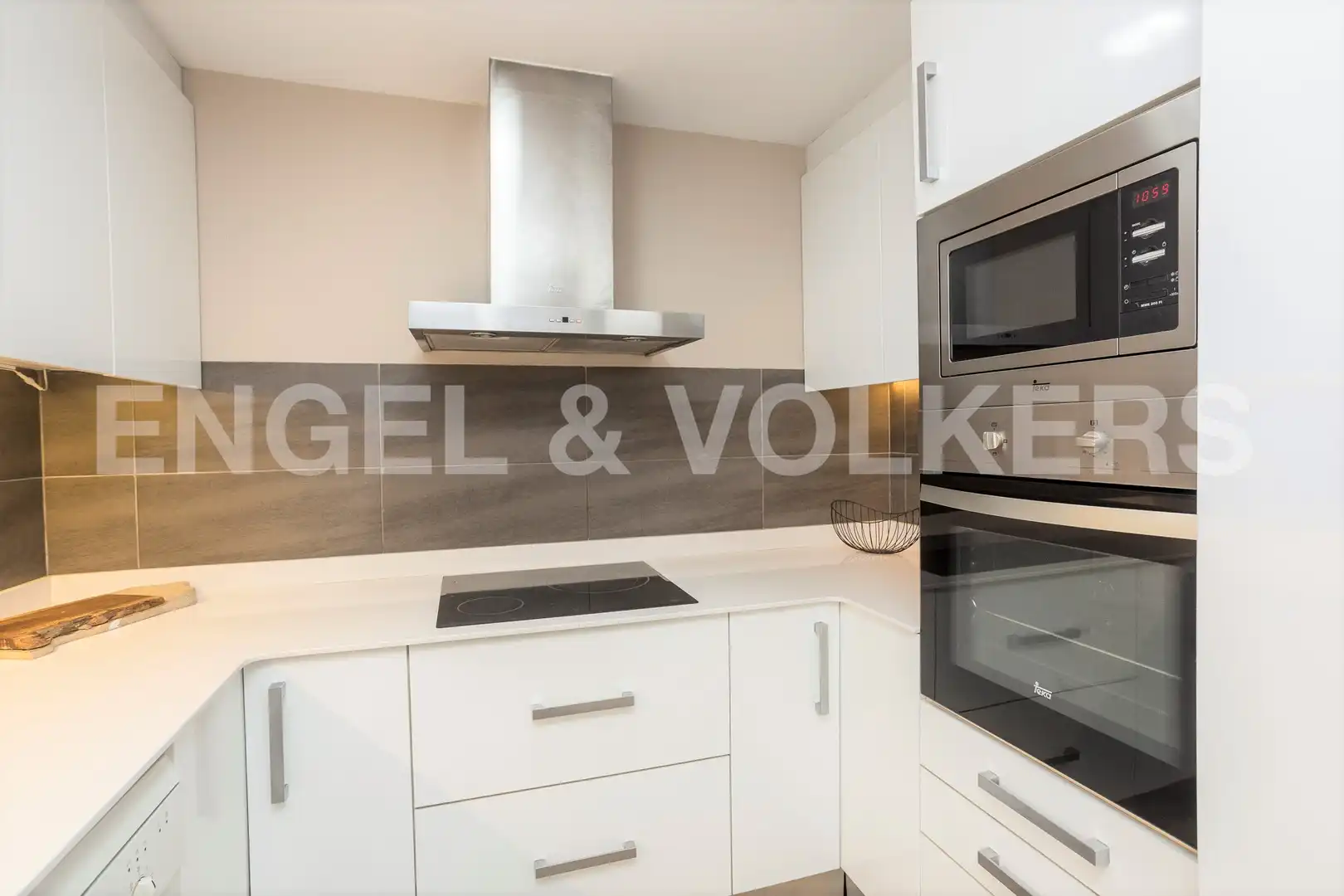 Attic for rent in L'Antiga Esquerra de l'Eixample