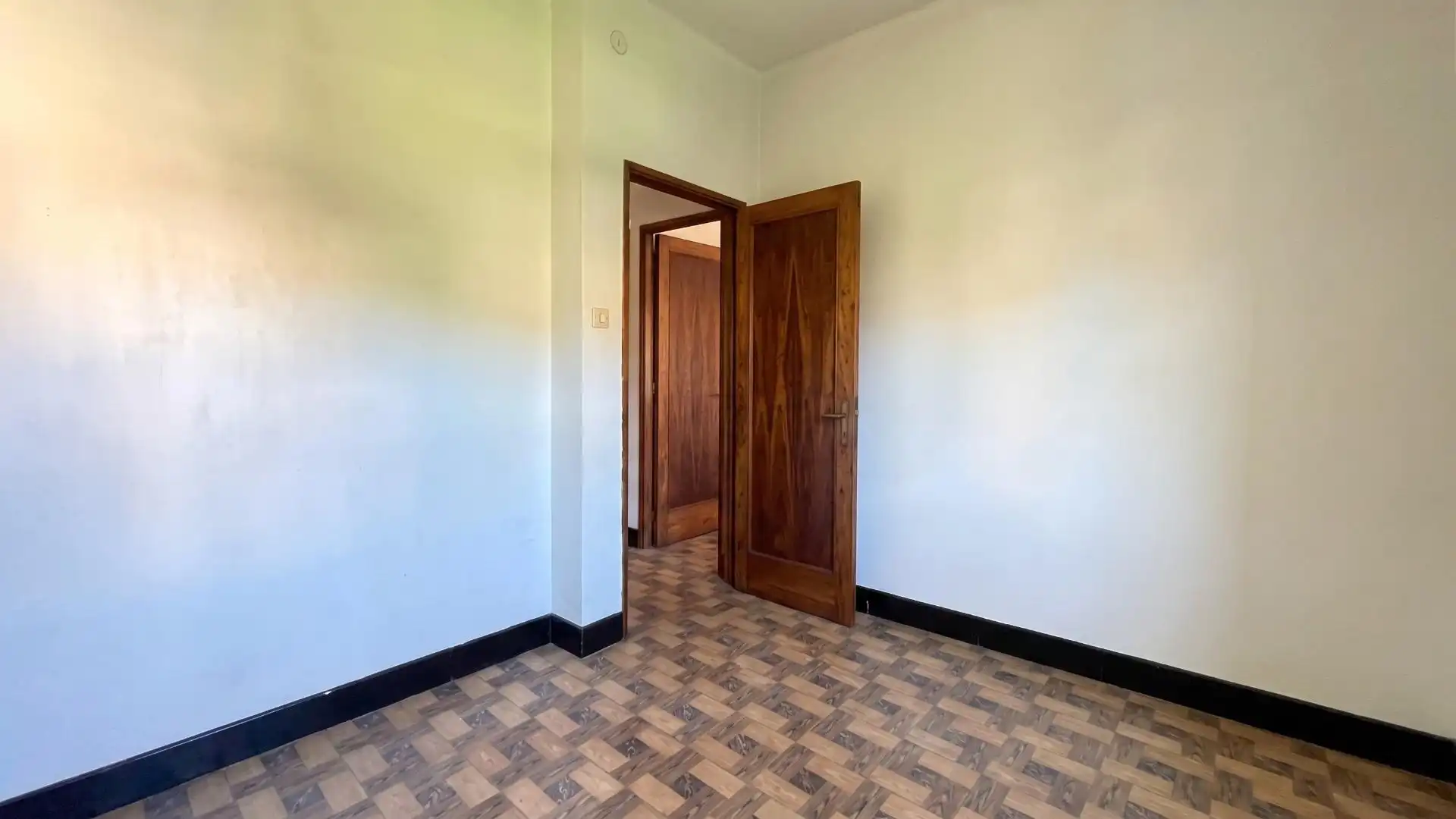 Bedroom of Flat for sale in Vigo   with Storage room