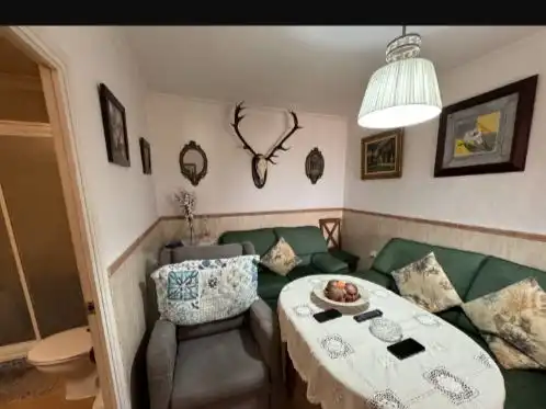 House with garden for sale in Calle hermano faustino 7, imagen 4