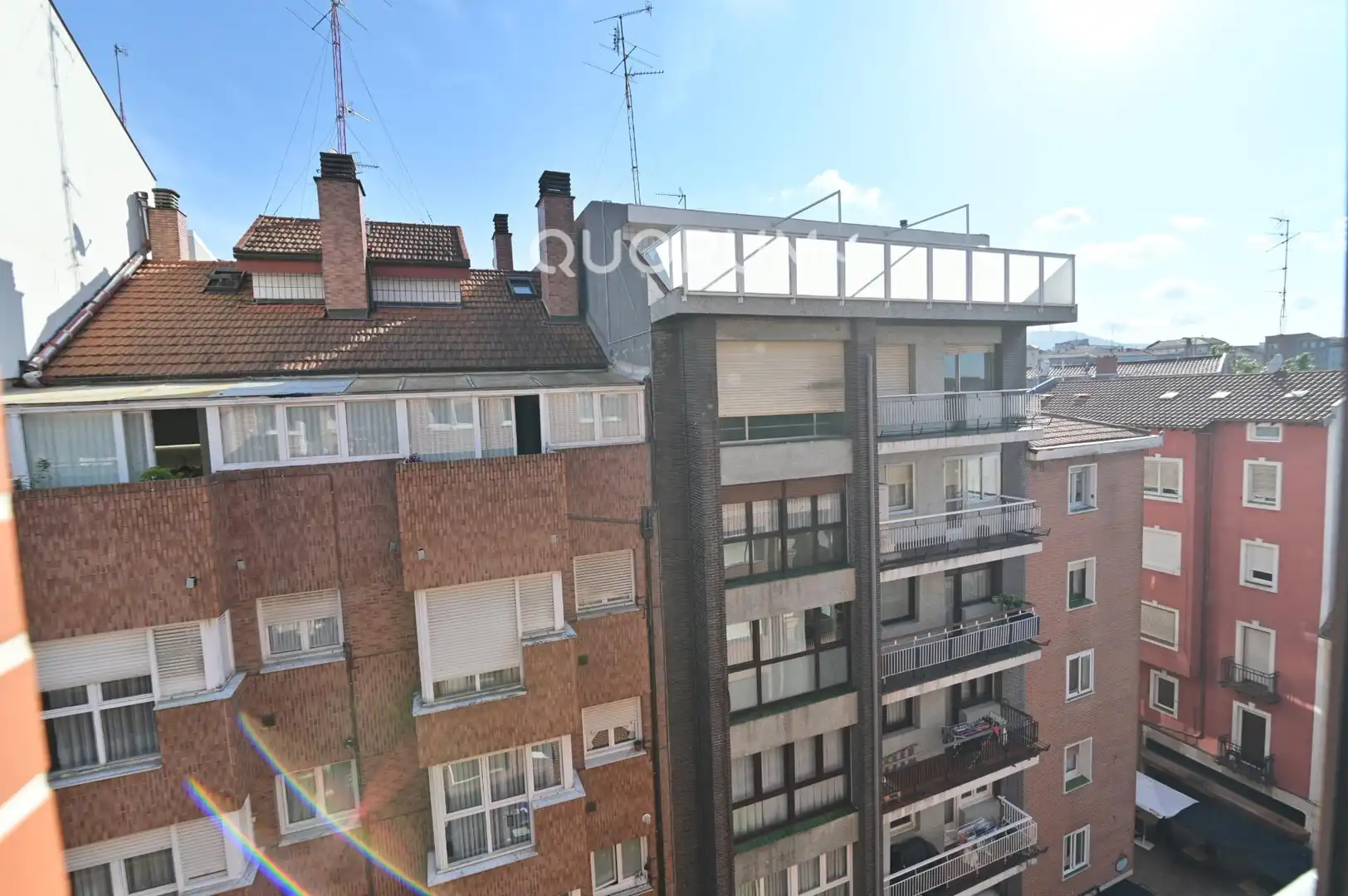 Vista exterior de Pis en venda en Barakaldo  amb Terrassa, Moblat i Balcó
