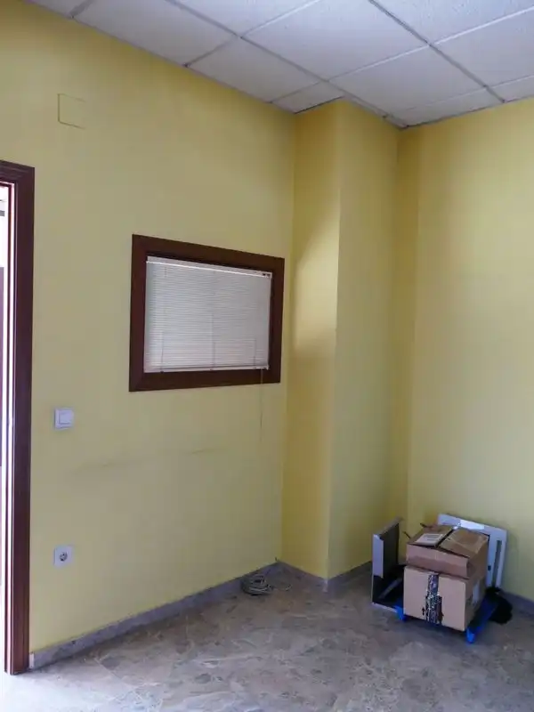 Schlafzimmer von Geschaftsraum zum Verkauf in Ciudad Real mit Klimaanlage