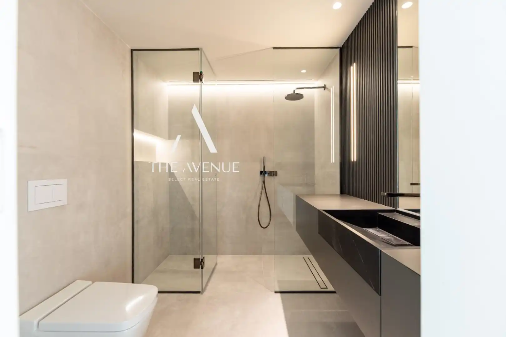 Bathroom of Houses for sale in Pozuelo de Alarcón  with Heating and Swimming Pool