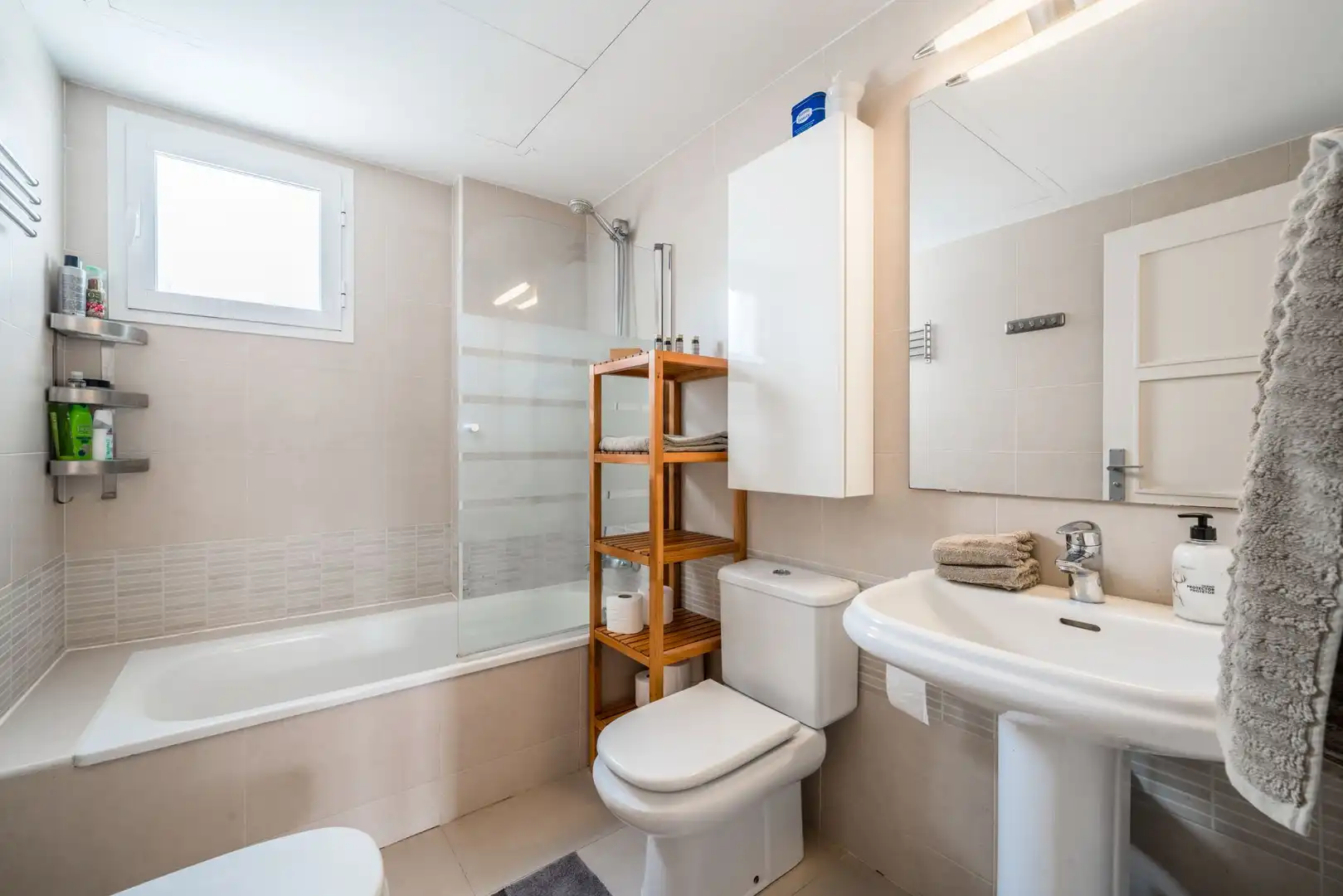 Bathroom of Attic for sale in Benalmádena  with Terrace and Balcony
