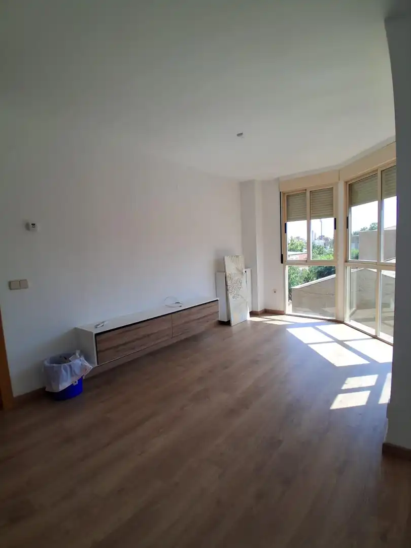 Sala de estar de Apartamento en venta en Albacete con Aire acondicionado, Calefacción y Amueblado