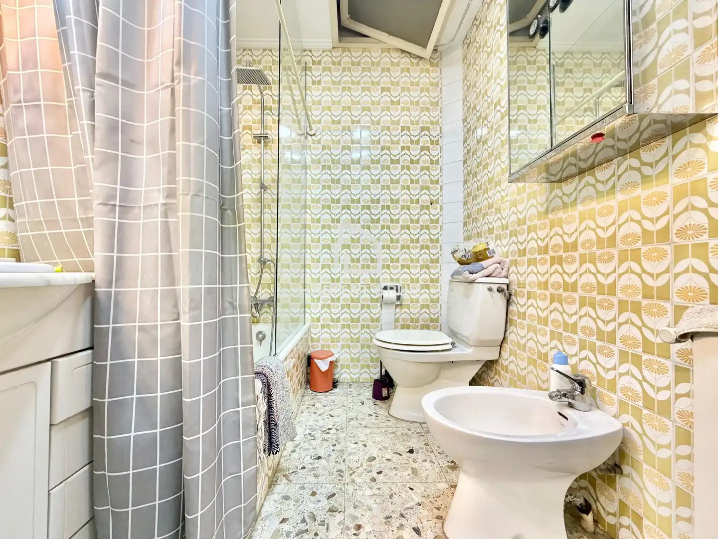 Bathroom of Houses for sale in Girona  with Heating and Terrace