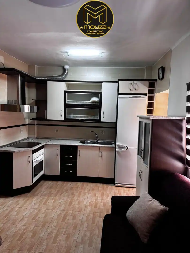 Küche von Wohnung zur Miete in Linares mit Klimaanlage und Heizung