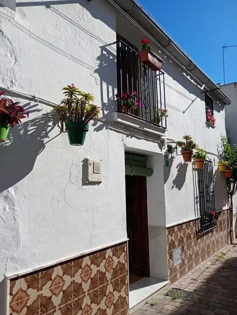 Vista exterior de Casa o chalet en venta en Estepona con Aire acondicionado y Balcón