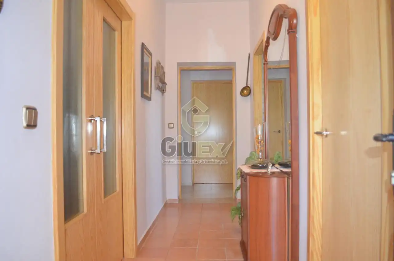 Casa o chalet en venta en Arroyo de la Luz con Calefacción, Jardín privado y Amueblado