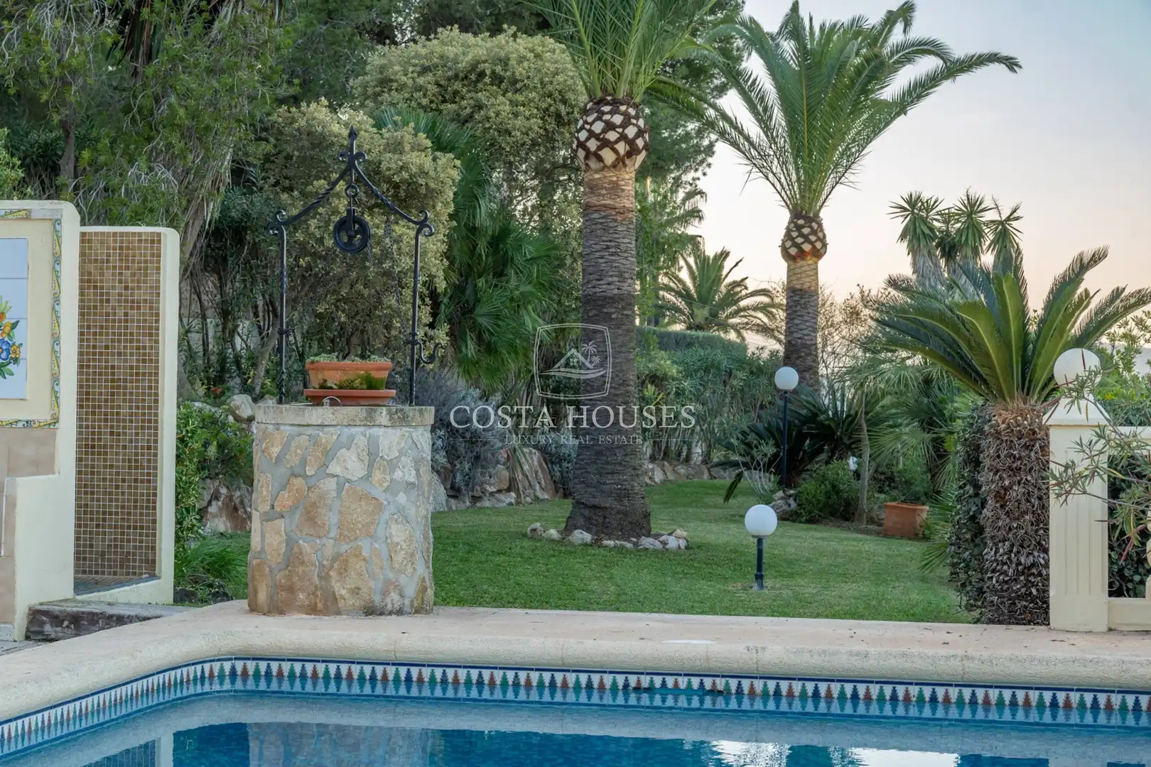 Exterior view of Houses for sale in Jávea / Xàbia  with Air Conditioner, Private garden and Terrace