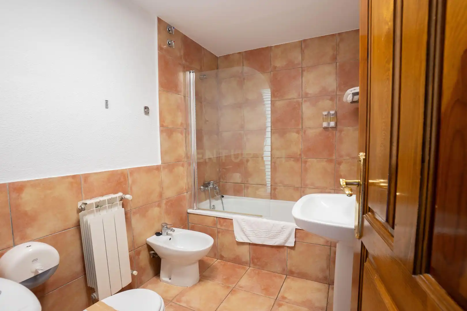 Badezimmer von Gebäude zum Verkauf in Sierra Nevada mit Gemeinschaftspool