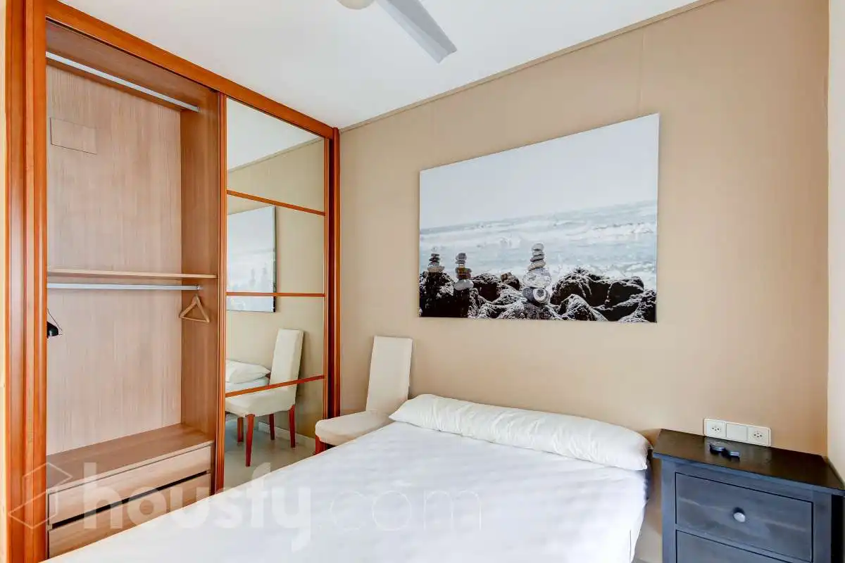 Bedroom of Flat for rent in El Coll